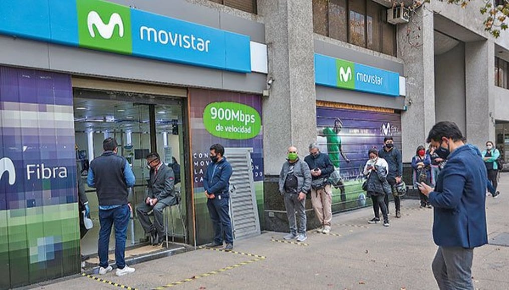 Crisis total: la caída de Movistar en Chile y las empresas que ya miran su lugar