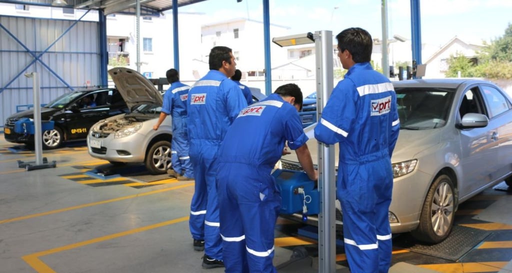 ¡Atención automovilistas! Este es el nuevo requisito que debes cumplir para pasar la revisión técnica