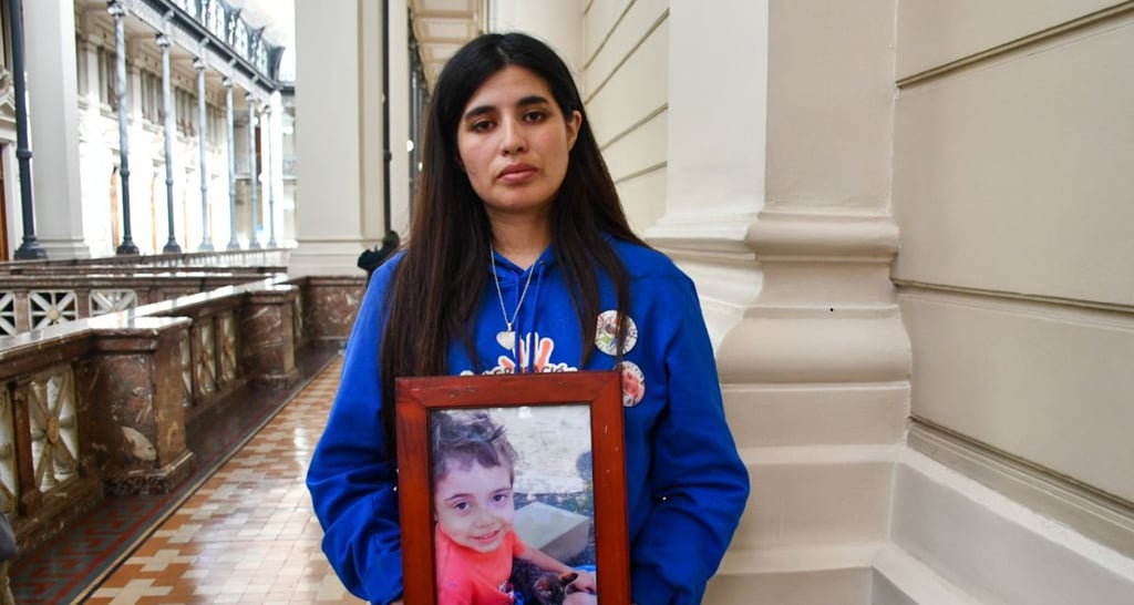 “Miserables de mier…”: el desgarrador descargo de la mamá de Tomás Bravo por nueva e impactante filtración del caso