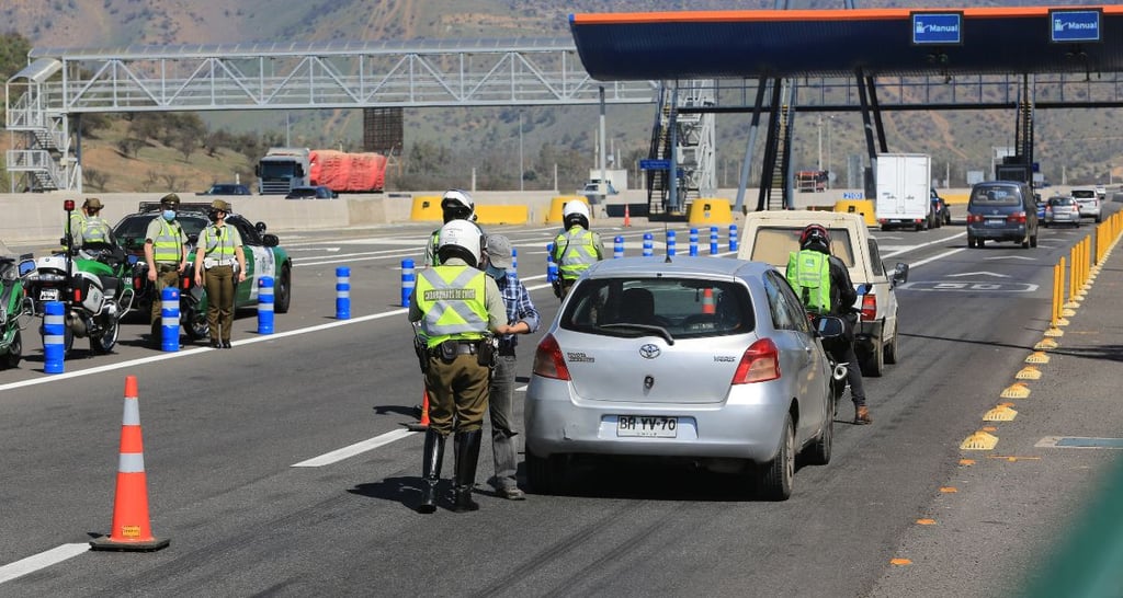 ¿Aún no grabas la patente de tu auto? Esta es la multa que podrías pagar