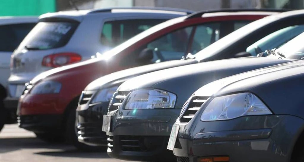 Más de 100 autos y motos serán subastados este 27 de mayo en Santiago: Así puedes participar