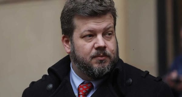 “Fueron los comunistas quienes pactaron con los nazi”: la dura réplica de Kaiser a las JJ.CC