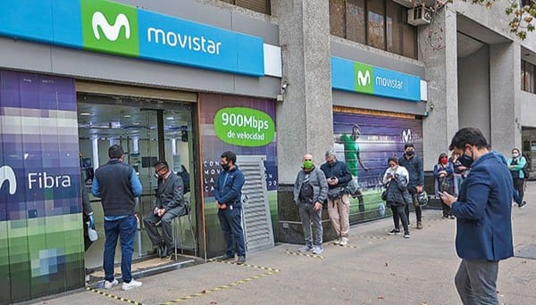 Crisis total: la caída de Movistar en Chile y las empresas que ya miran su lugar