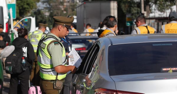 Estos vehículos tienen prohibido transitar en Chile: arriesgan sanciones de hasta $5.148.600