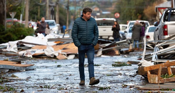 “Nos agarramos a la pata de la mesa”: el impactante testimonio de una afectada por el tornado en Puerto Varas