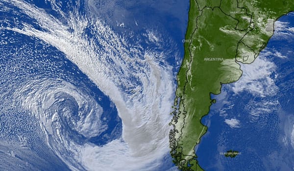 ¿Qué es un río atmosférico y por qué tiene a todos atentos en el sur de Chile?